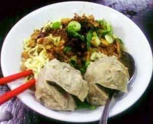 bakso ayam isi nanas tokomesin..