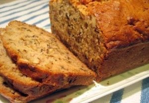 Kue-Bolu-Pisang-Kukus