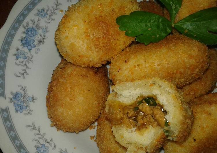 Berbagai Cara Membuat Roti Isi Daging Yang Enak Berbagai Cara Membuat Roti Isi Daging Yang Enak